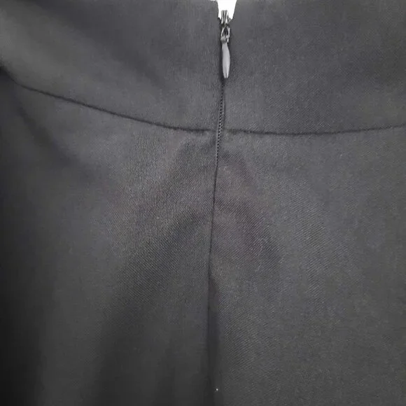 Mid Length Black Circle Skirt - Picture 3 of 3